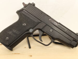 SIG SAUER P228 9x19mm