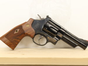 Smith & Wesson - S&W 29-10 .44Mag