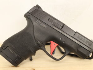 Smith & Wesson - S&W M&P 9 Shield  9x19mm