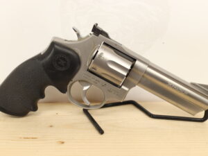 TAURUS 66 357MAG