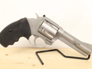 CHARTER ARMS Mag Pug 357MAG