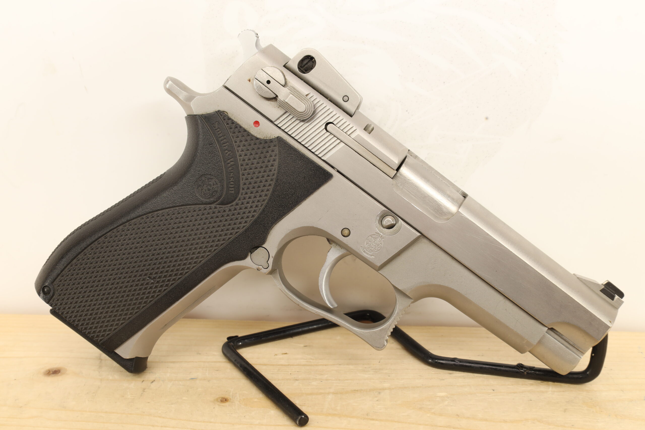 Smith & Wesson - S&W 5906 9x19mm