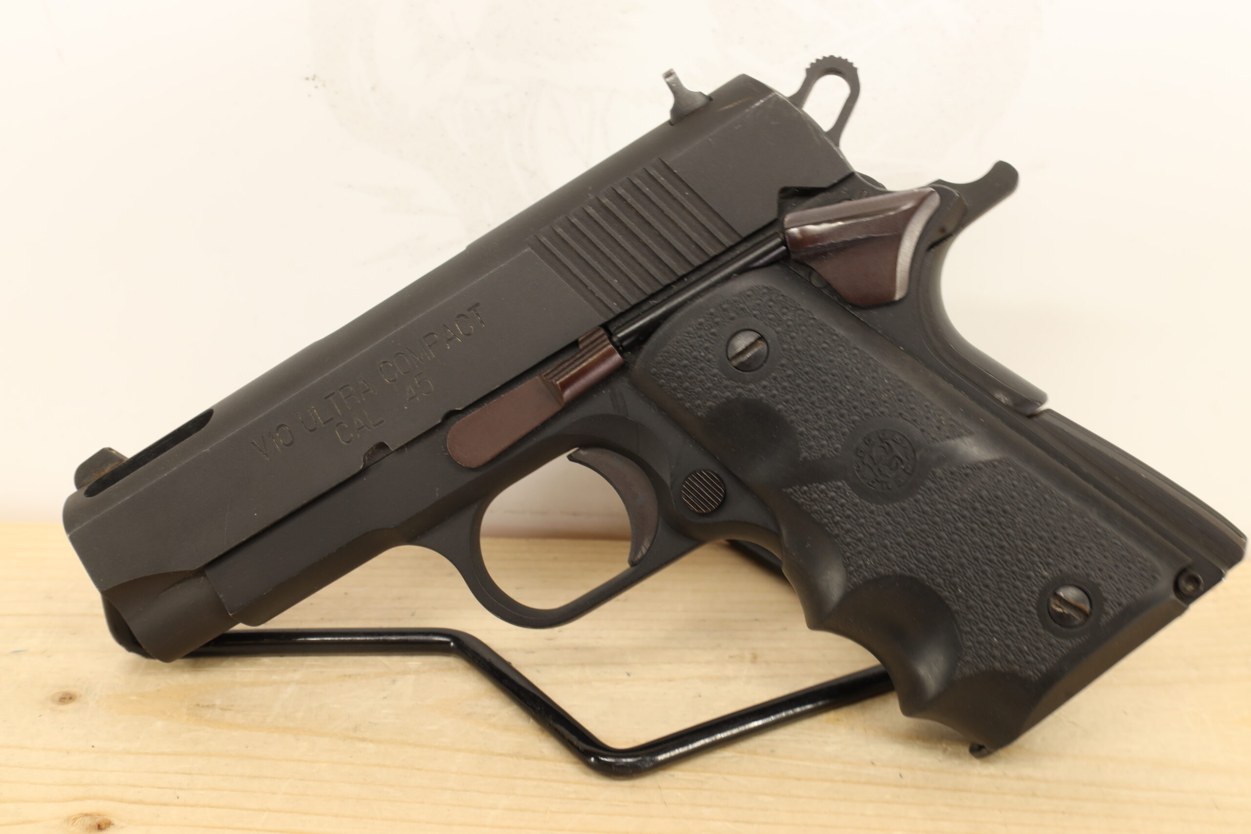 SPRINGFIELD ARMORY V10 Ultra Compact 45ACP - Image 2