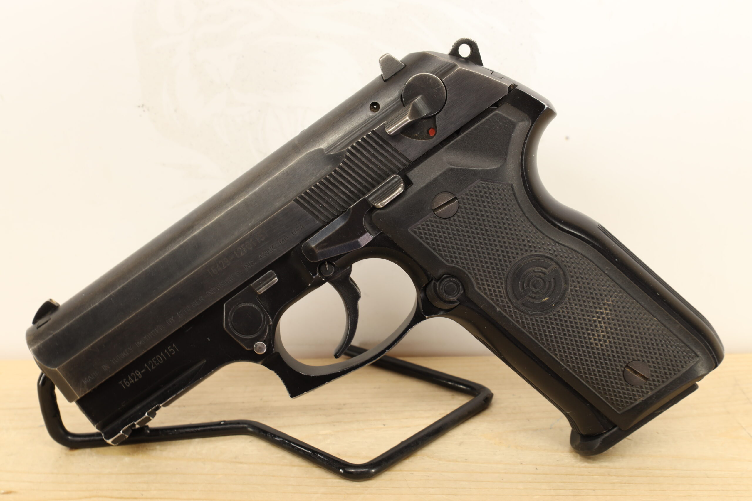 STOEGER COUGAR 40S&W - Image 2
