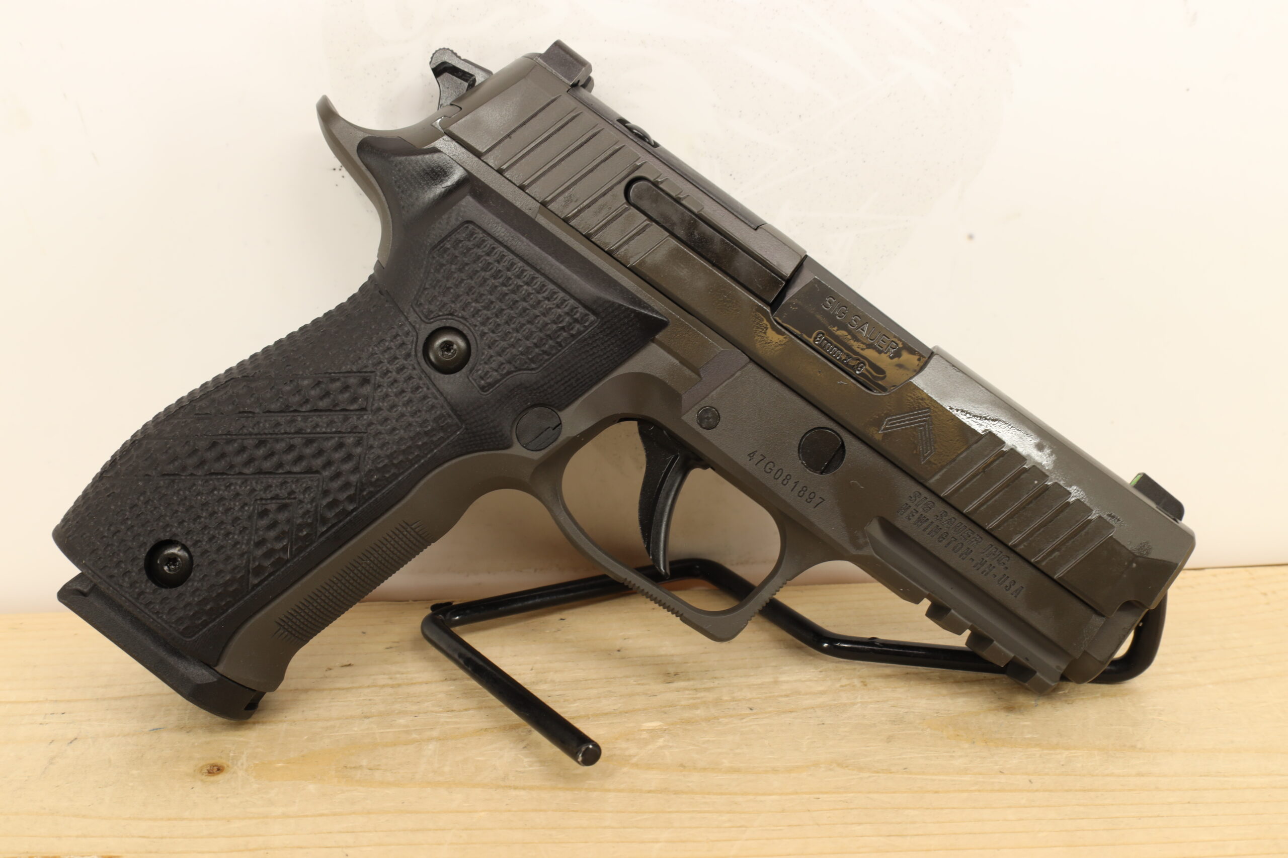 SIG SAUER P226 XCarry Legion 9x19mm