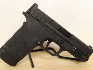 Smith & Wesson - S&W Equalizer 9x19mm