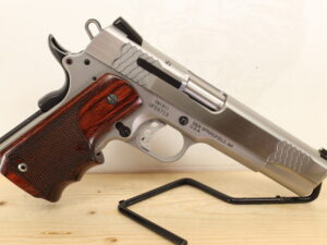 Smith & Wesson - S&W SW1911 E SERIES 45ACP