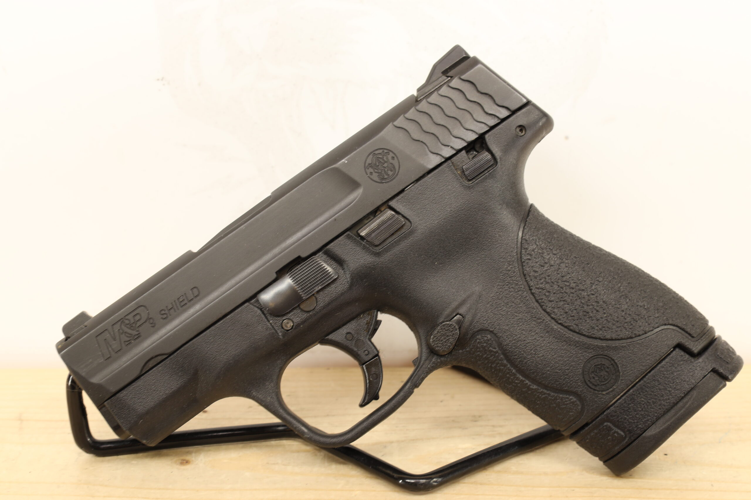 Smith & Wesson - S&W M&P9 Shield 9x19mm - Image 2